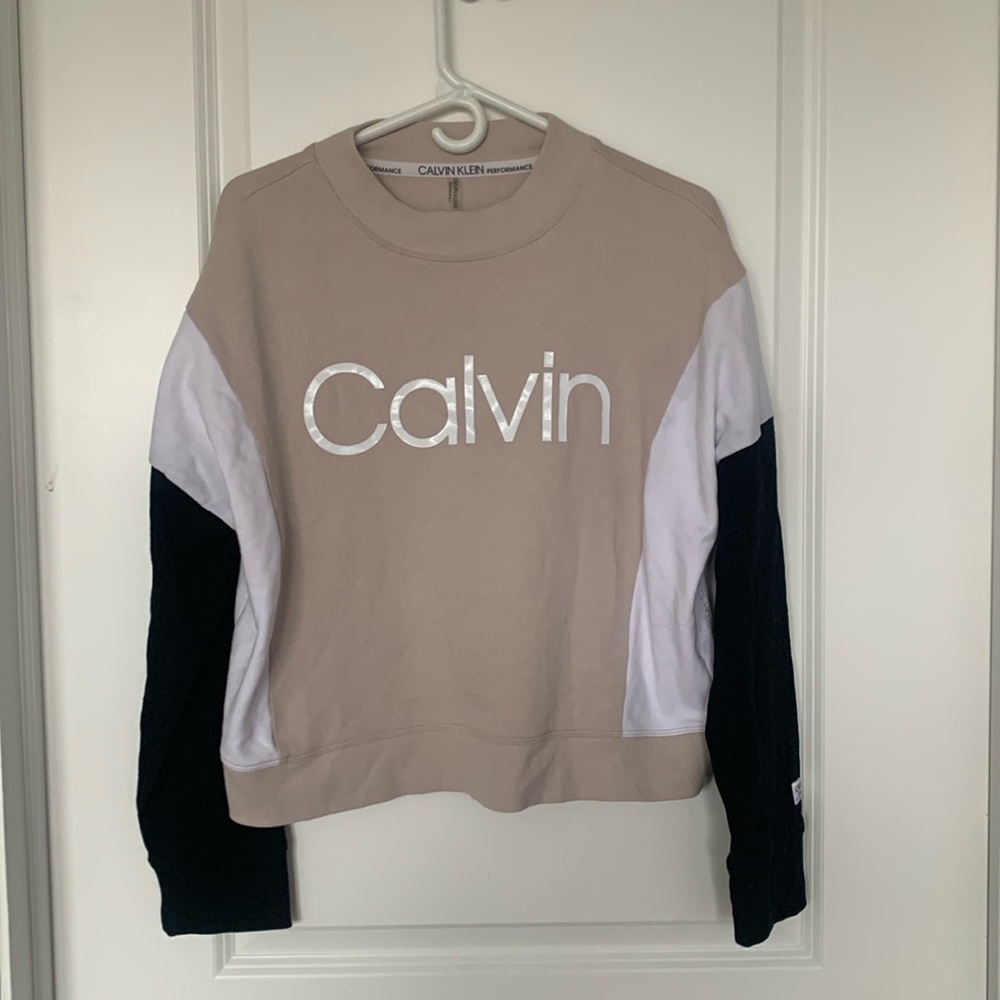 NWOT CALVIN KLEIN Performance Crewneck